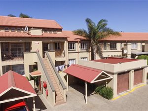 2 Bed Apartment in Edenglen