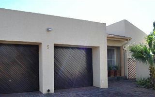 3 Bedroom Simplex in Vanderbijlpark SW