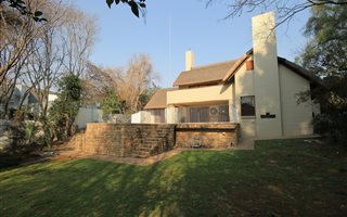 3 Bedroom House in Dainfern