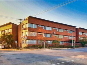 1.5 Bed Apartment in Gezina
