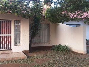 4 Bed House in Cresslawn