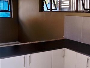 1 Bed Apartment in Hillside