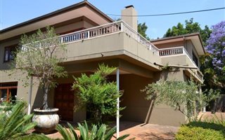 4 Bedroom House in Muckleneuk