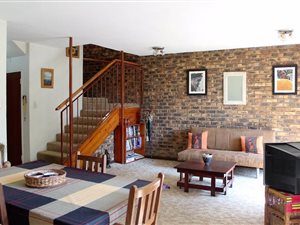 3 Bedroom Townhouse in Val de Grace