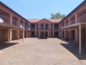 1 Bed Apartment in Rustenburg Central