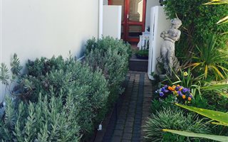 3 Bedroom Duplex in Lagoon Beach