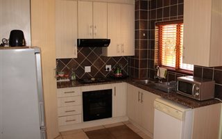2 Bedroom Duplex in Eldorette