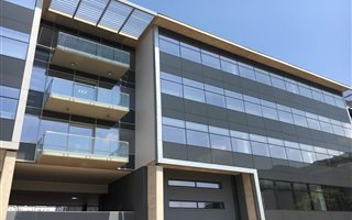 82 m² Commercial space in New Town Centre (Gateway)
