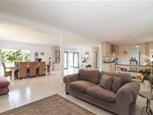 5 Bed House in Ruitershoogte