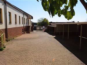 400 m² Commercial space in Centurion CBD