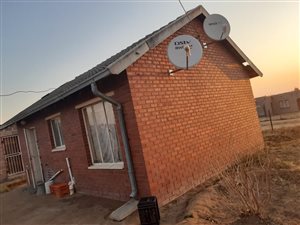 2 Bed House in Osizweni