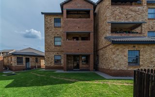 2 Bedroom Apartment in Halfway Gardens