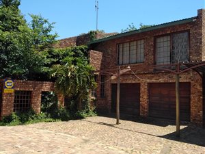 4 Bed House in Middelburg South