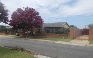 3 Bedroom House in Paul Krugers Resort