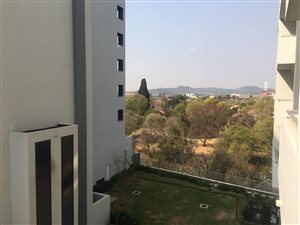 1 Bed Apartment in Waterkloof Heights