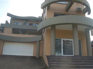 4 Bed House in Shelly Beach