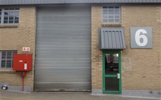 321 m² Industrial space in Primrose