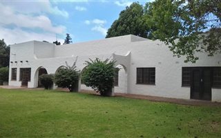 4 Bedroom House in Waterfall