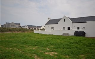 665 m² Land available in Croydon