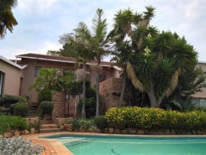 4 Bed House in Dewetshof