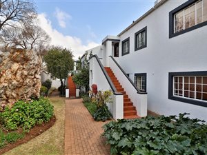 2 Bed Apartment in Kelland