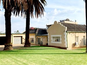 9 ha Farm in Westonaria
