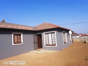 2 Bed House in Nellmapius
