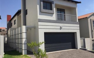 3 Bedroom House in Boardwalk