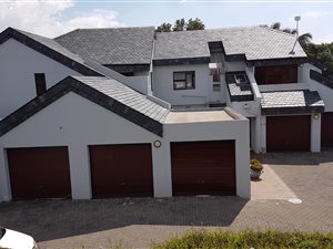 3 Bed Apartment in Lakefield