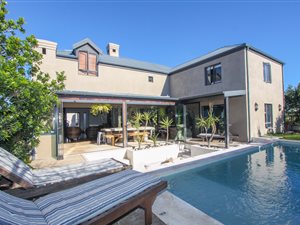 3 Bed House in Melkbosstrand