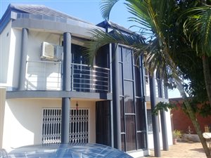 5.5 Bed House in Phoenix Industrial