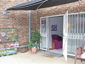 3 Bed Townhouse in Brackendowns