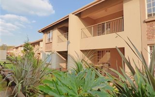 2 Bedroom Townhouse in Brentwood