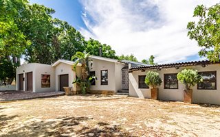 3 Bedroom House in Silver Oaks