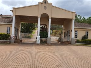 697 m² Land available in Illovo Beach