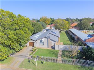 3 Bed House in Potchefstroom Central