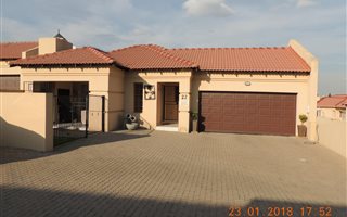 3 Bedroom Townhouse in Trichardt