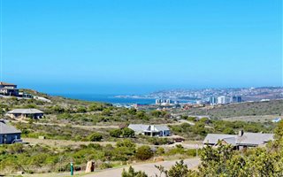 1612 m² Land available in Aalwyndal