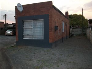 1 Bed House in Manor