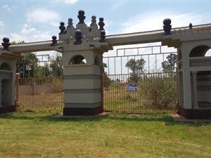 5252 m² Land available in Daleside
