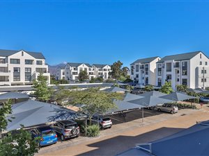 2 Bed Apartment in De Velde