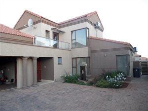 3 Bed House in Emfuleni Golf Estate