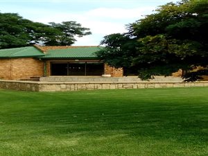 10 Bed House in Benoni AH