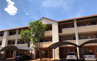 2 Bedroom Apartment in Carlswald Estate