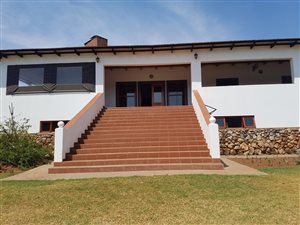 4.3 ha Farm in Tarlton