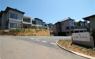 3 Bedroom Apartment in Simbithi Estate