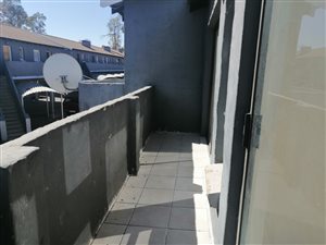 2 Bed Apartment in Pollak Park