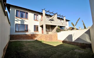 2 Bedroom Apartment in Glenvista