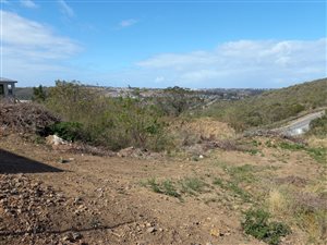 645 m² Land available in Dorchester Heights