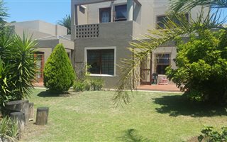 3 Bedroom Townhouse in Raceview